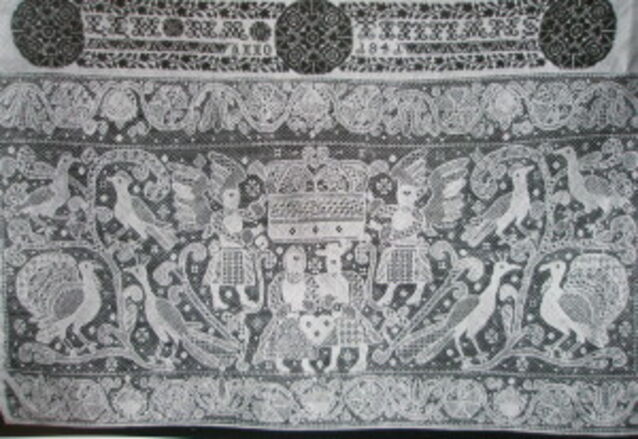 Lena Timmans Vierlande-Hochzeitskissen von 1841 Lena Timmans Vierlande-Hochzeitskissen von 1841