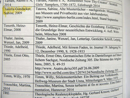 Buchseiten - Angelika Überrück: Gestickter Glaube Buchseiten - Angelika Überrück: Gestickter Glaube