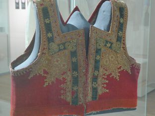 History In Fashion 32