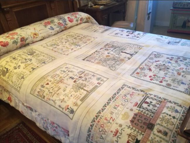 Bed Cover with CEG 1737: Reproductions by Rosa Gonzalez Pasquau Bed Cover with CEG 1737: Reproductions by Rosa Gonzalez Pasquau