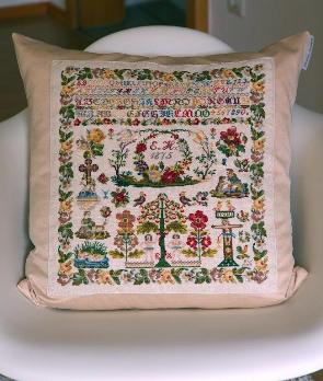 EH 1785 auf Kissen: Arbeit von Brigitte Waltering EH 1785 auf Kissen: Arbeit von Brigitte Waltering